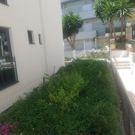 Apartamente Duplex Berti Sarandë 外观 照片